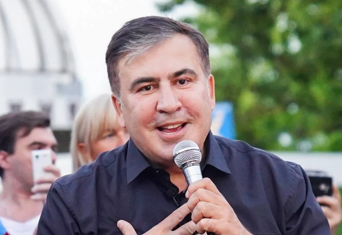 ​Gruzińska opozycja ogłosiła, że kandydatem ich bloku na premiera kraju jest były prezydent Micheil Saakaszwili, do niedawna będącego współpracownikiem prezydenta Ukrainy Wołodymyra Zełenskiego. Saakaszwili może mieć jednak problem z powrotem - głównie przez wyroki i brak obywatelstwa.