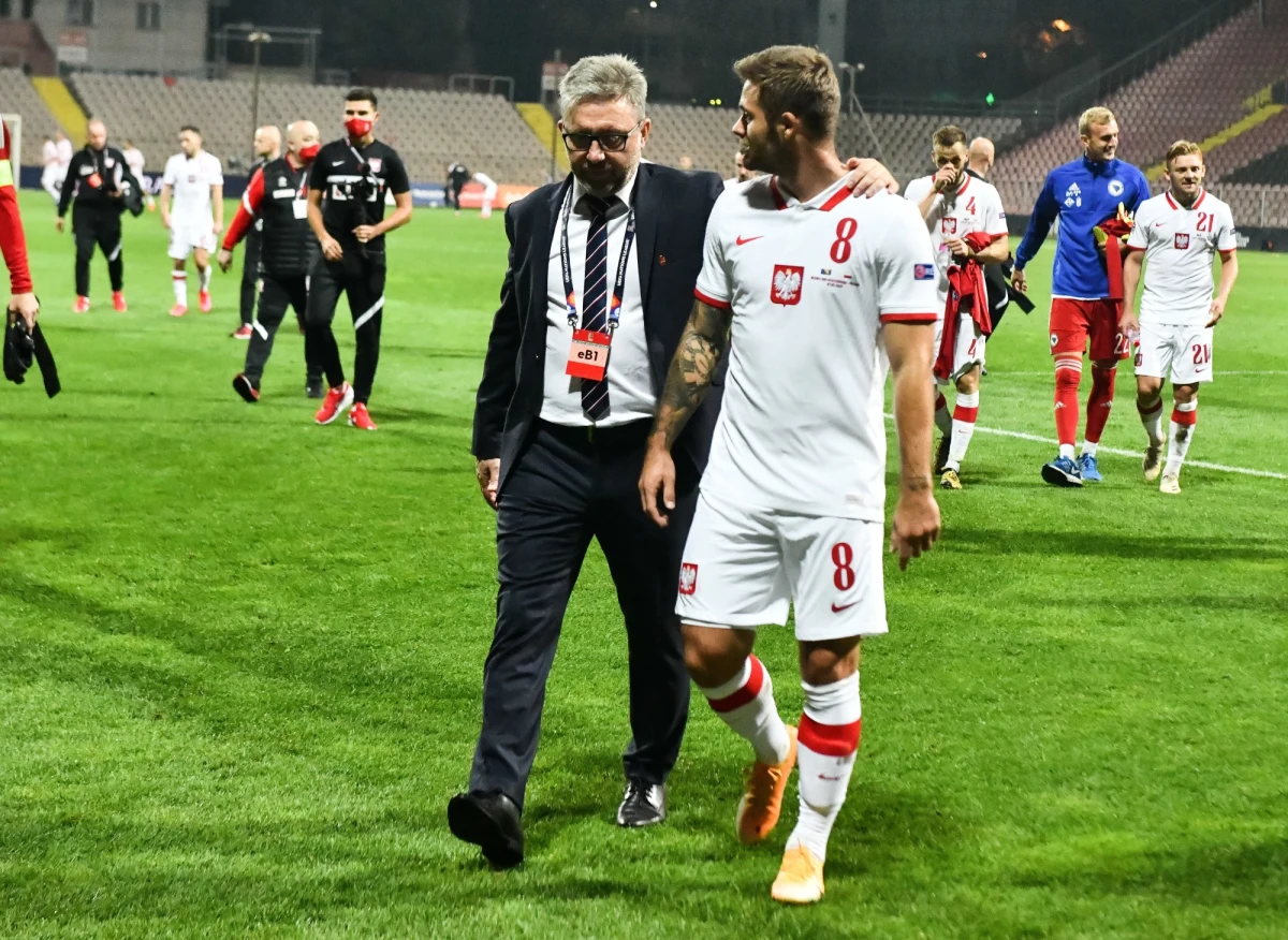 Selekcjoner polskich piłkarzy Jerzy Brzęczek przyznał po meczu z Bośnią i Hercegowiną w Lidze Narodów, że jego drużynę "pobudził dopiero rzut karny i stracona bramka". Biało-czerwoni, mimo nieudanego początku spotkania, wygrali w Zenicy 2:1.