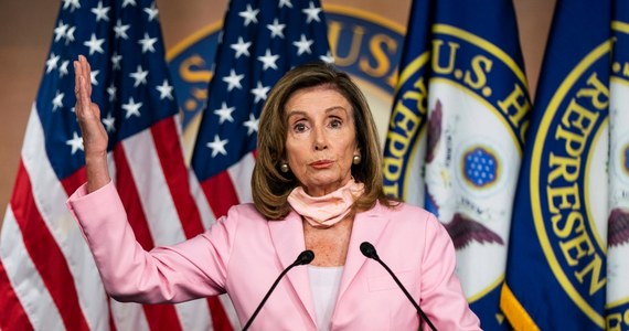 Przewodnicząca Izby Reprezentantów USA Nancy Pelosi powiedziała, że żadna potencjalna umowa handlowa między Stanami Zjednoczonymi a Wielką Brytanią nie przejdzie przez amerykański Kongres, jeśli Londyn podważy umowę o wystąpieniu Wielkiej Brytanii z Unii Europejskiej.