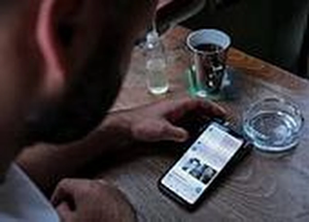 Twitter poinformował, że będzie oznaczał lub usuwał tweety wprowadzające użytkowników w błąd i podważające zaufanie do wyborów. Zasady wejdą w życie 17 września, kilka tygodni przed wyborami w Stanach Zjednoczonych. 