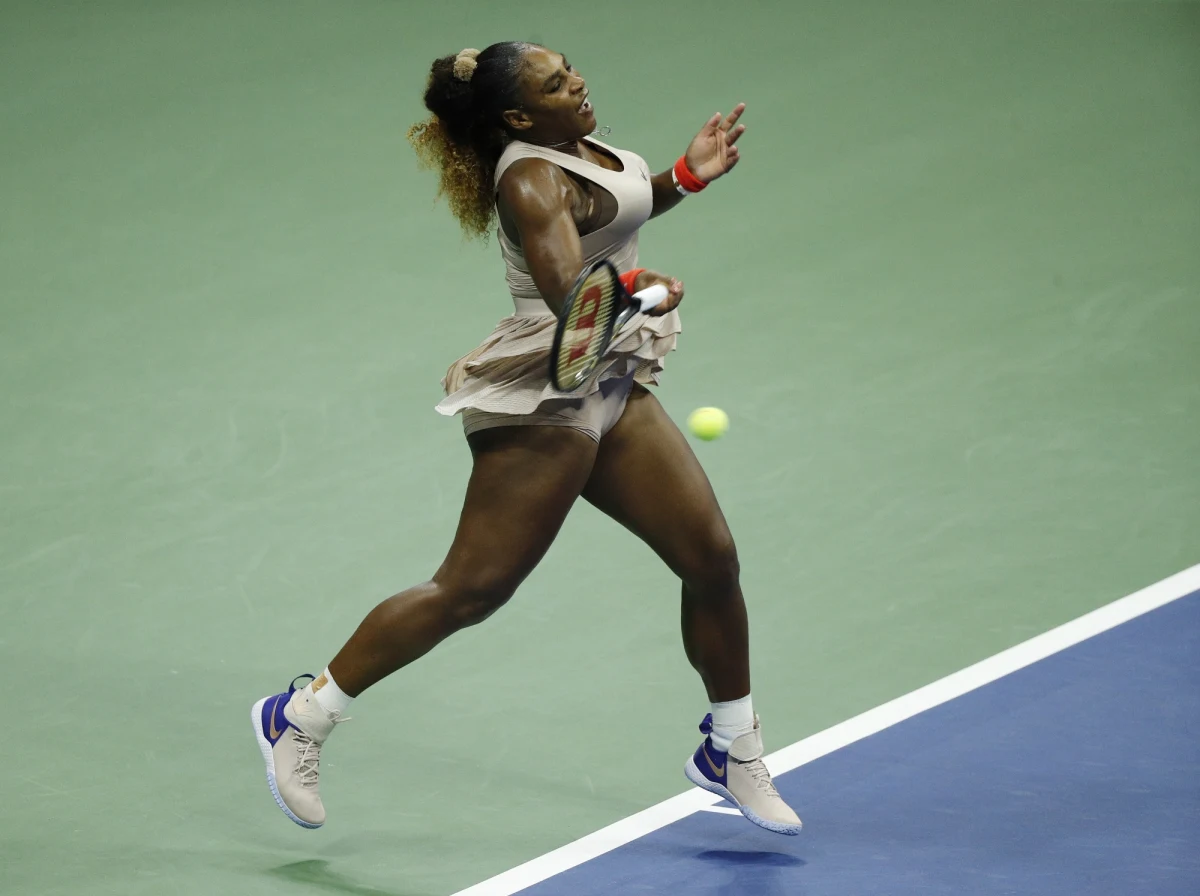 Serena Williams nie wygra w tym roku US Open, a tym samym nie zdobędzie 24. tytułu wielkoszlemowego i nie wyrówna rekordu wszech czasów Australijki Margaret Court. Amerykańska tenisistka uległa w półfinale Białorusince Wiktorii Azarence 6:1, 3:6, 3:6.
