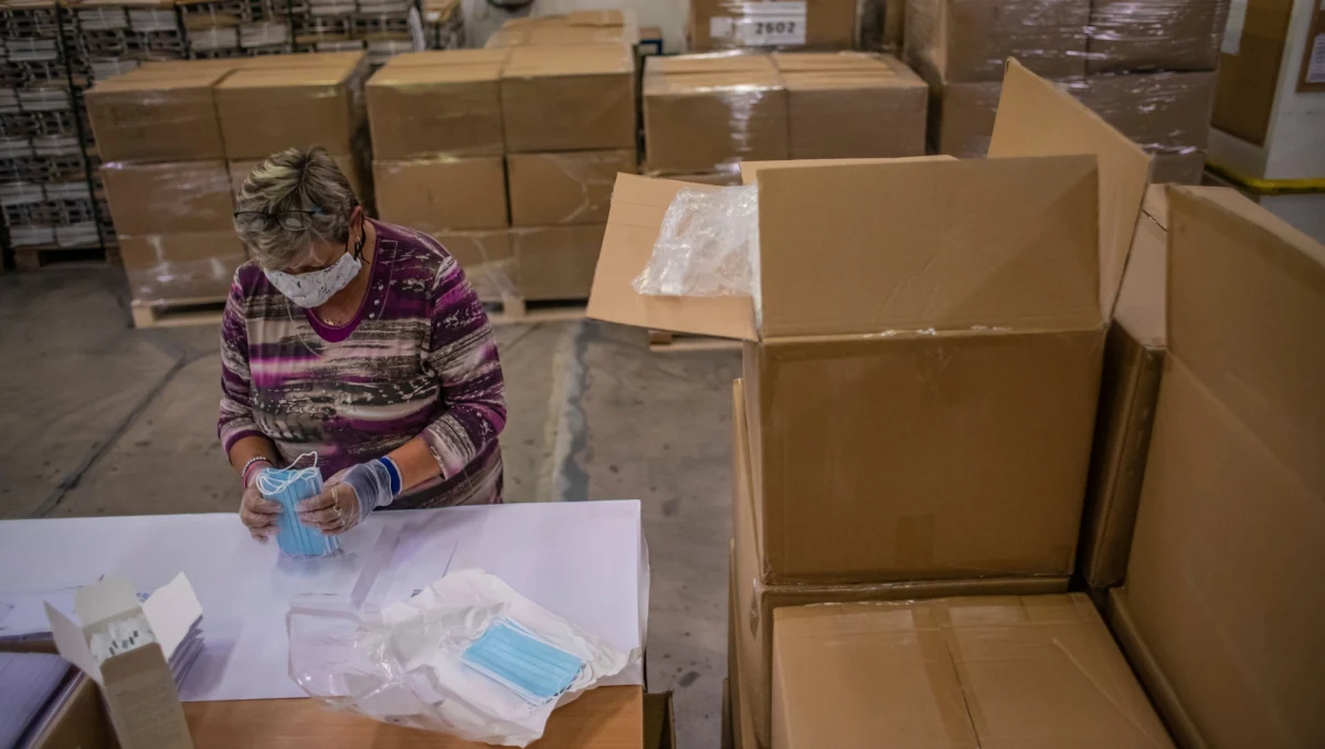 Kobieta, którą dwukrotnie uznano za ozdrowieńca po przejściu COVID-19, nie została zakwalifikowana jako ponownie zakażona – poinformowała w piątek powiatowa inspekcja sanitarna w Bytomiu.