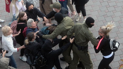 "NYT": USA i Europa muszą pokazać, że popierają protestujących Białorusinów