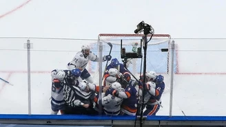 NHL. Islanders zmniejszyli stratę