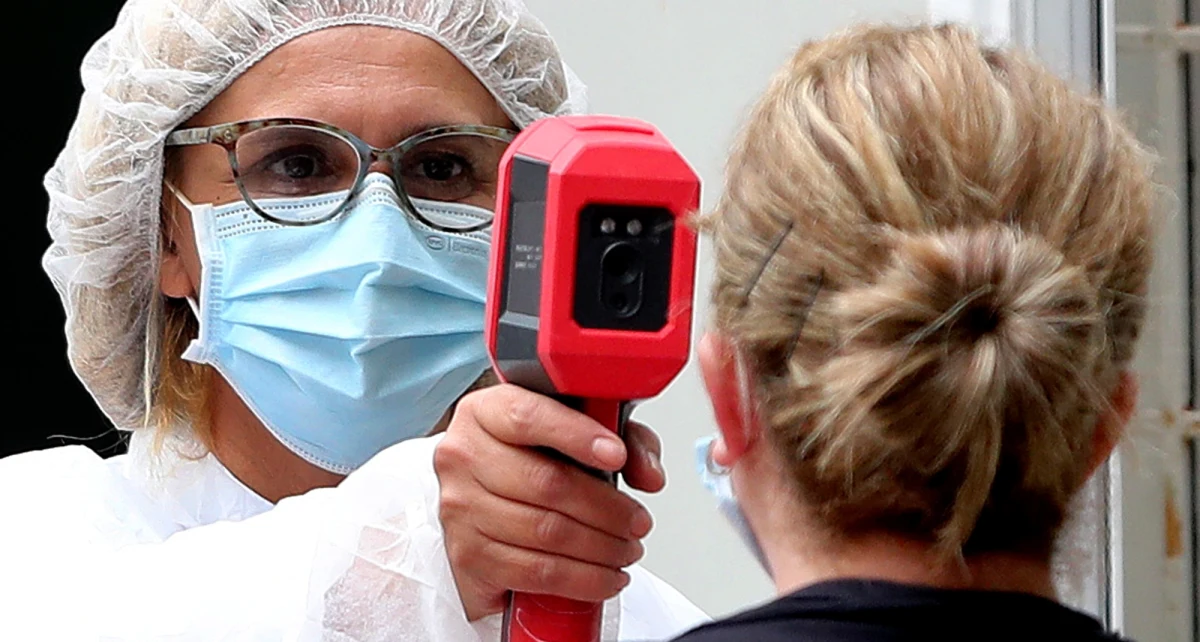 Austria weszła w drugą falę infekcji koronawirusa – stwierdził kanclerz Sebastian Kurz. Od piątku do soboty w 9-milionowym kraju zarejestrowano prawie 870 nowych przypadków zakażeń. Połowę z nich stwierdzono w stolicy kraju, Wiedniu. 