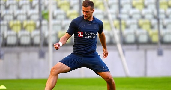 Kamil Wilczek strzelił dwa gole w debiucie w barwach FC Kopenhaga, ale jego drużyna przegrała z Odense 2:3 (0:3) w meczu 1. kolejki duńskiej ekstraklasy piłkarskiej. Stołeczna ekipa jest potencjalnym rywalem Piasta Gliwice w 3. rundzie eliminacji Ligi Europy.