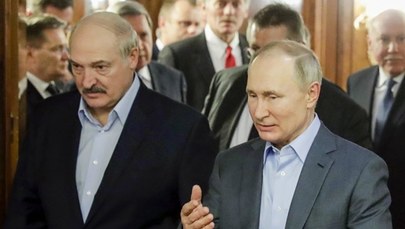 Władimir Putin: "Białorusini powinni sami poradzić sobie z sytuacją w swoim kraju"