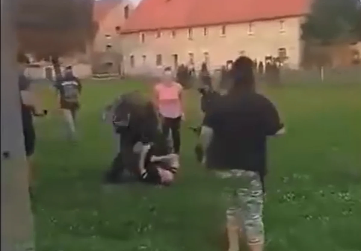 Jest wniosek o tymczasowy areszt dla dwóch mężczyzn podejrzanych o czynną napaść na policjantów w miejscowości Pastuchów na Dolnym Śląsku. Jeden z funkcjonariuszy doznał obrażeń. 