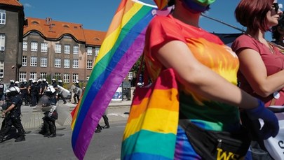 Biskupi podzieleni ws. zbierania podpisów pod ustawą Stop LGBT