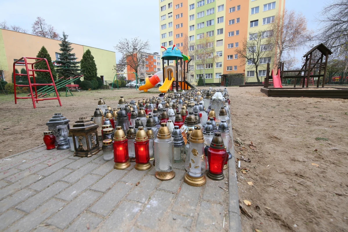 Policjant z Konina, który podczas interwencji śmiertelnie postrzelił 21-latka, wrócił do pracy po 11 miesiącach przebywania na zwolnieniu lekarskim.