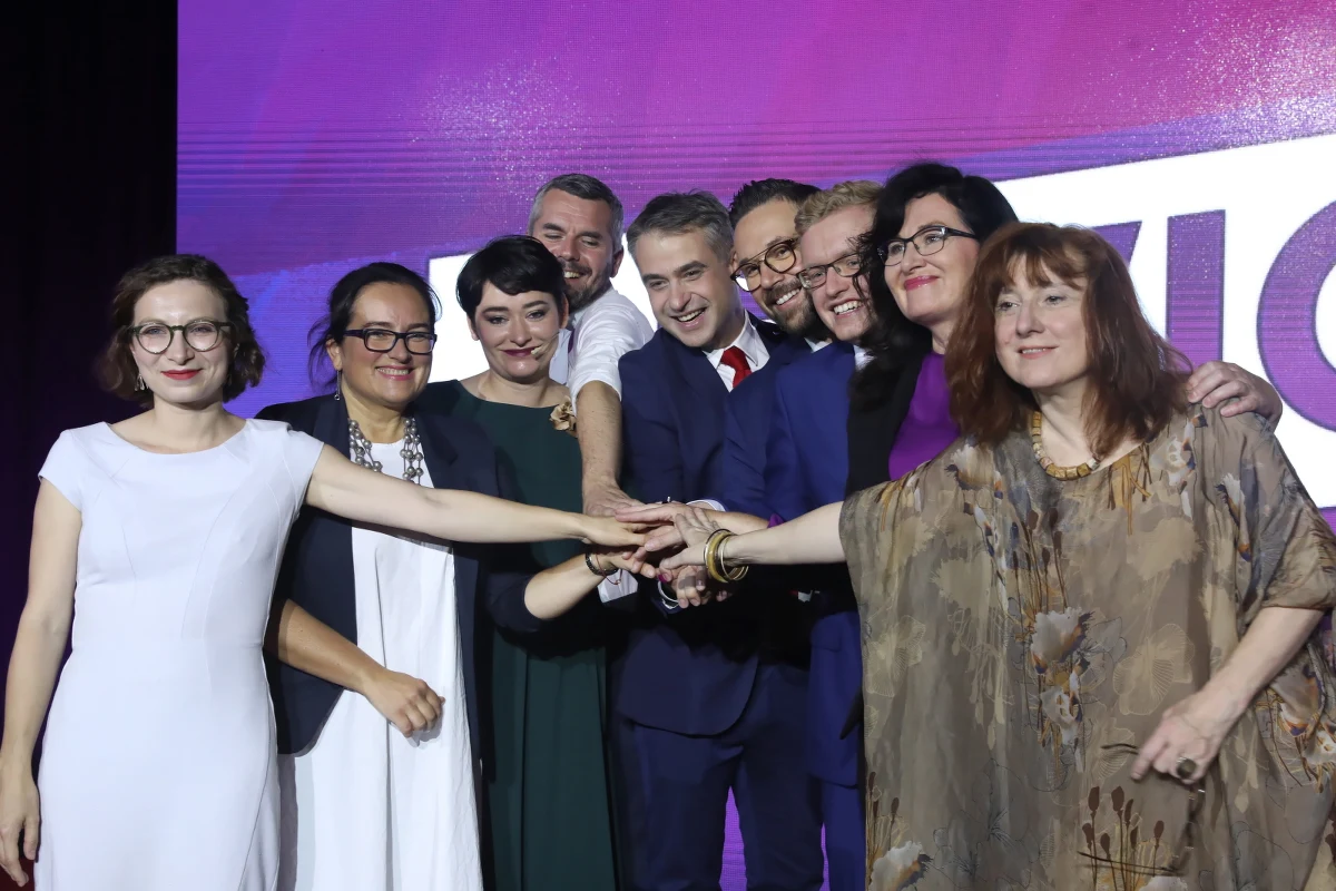 W Porannej rozmowie w RMF FM rozgorzała dyskusja na temat aktywności Lewicy w parlamencie. "Złożyliśmy 44 projekty ustaw dot. spraw gospodarczych, światopoglądowych i społecznych. Pierwsze ustawy klub Lewicy składał po 2-3 dniach od rozpoczęcia kadencji" - powiedział Krzysztof Gawkowski, szef klubu parlamentarnego lewicowej koalicji. I całkiem prawdopodobne, że rzeczywiście tak było. Sęk w tym, że... nie te zmiany obiecywali liderzy jego partii.