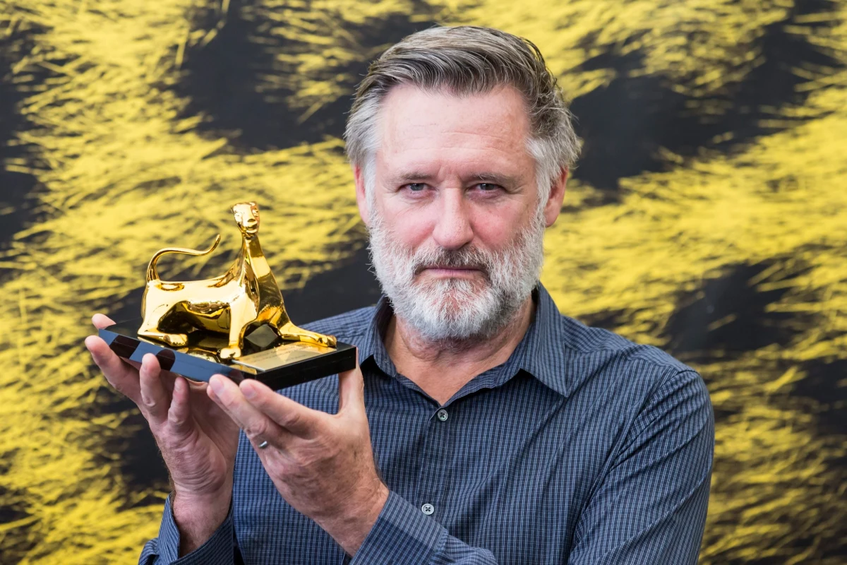 Premierowe pokazy nowych sekcji "Między nami kobietami" i "Znowu w drodze" oraz gość specjalny  - Bill Pullman. To atrakcje kolejnego dnia Mastercard OFF CAMERA.