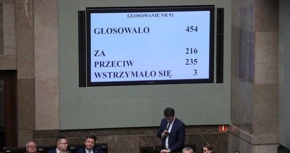 Marek Suski ogłosił w Porannej rozmowie w RMF FM koniec koalicji Prawa i Sprawiedliwości, Solidarnej Polski i Porozumienia. Czy prawdą jest, że Zjednoczona Prawica się rozpadnie, a PiS utworzy rząd mniejszościowy? Inny politycy i politolodzy mają wątpliwości.