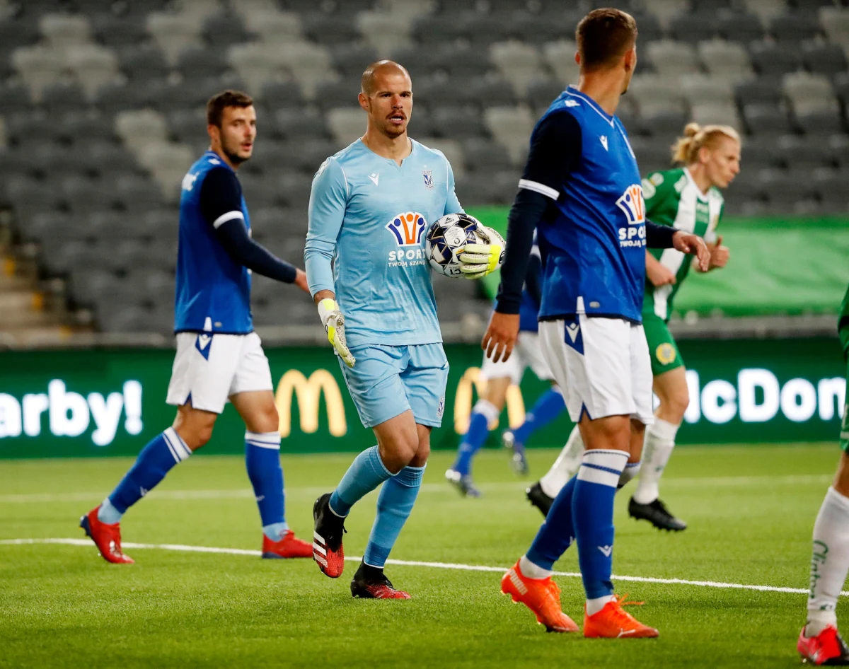 Polskie kluby poznały potencjalnych rywali w 4. rundzie eliminacji Ligi Europy: losowanie odbyło się w Nyonie. Legia Warszawa może zagrać z Karabachem Agdam, Piast Gliwice z HNK Rijeka lub Kołosem Kowaliwka, a Lech Poznań z Charleroi lub Partizanem Belgrad.