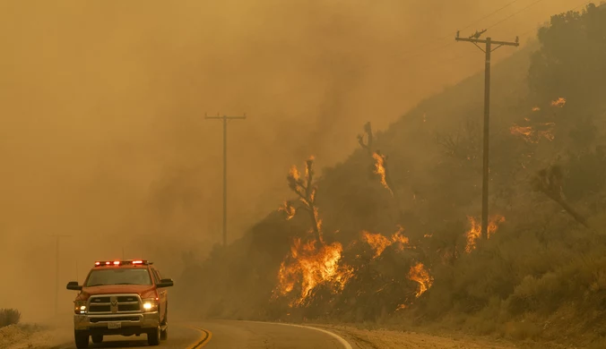 Ogromny pożar pod Los Angeles. Ewakuowano sześć tysięcy osób