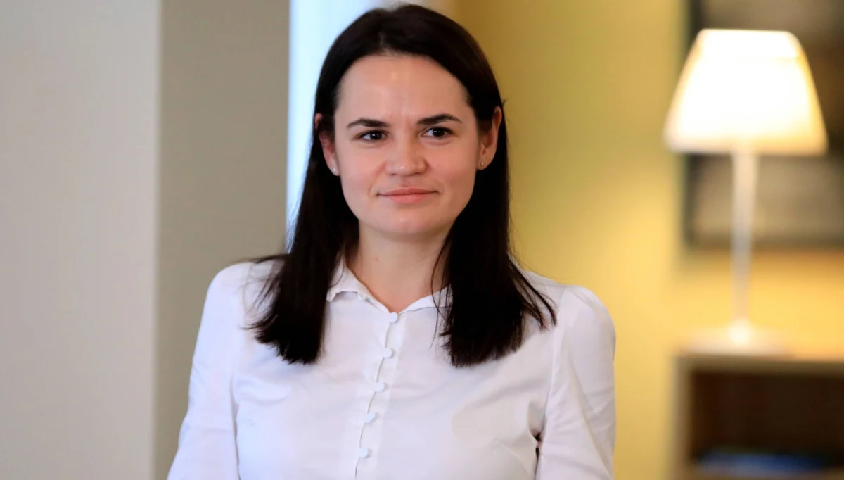 Unijni szefowie MSZ spotkali się w Brukseli z białoruską opozycjonistką Swiatłaną Cichanouską. Szef dyplomacji UE Josep Borrell zapewnił, że wspieranie dialogu nie jest ingerencją w wewnętrzne sprawy tego kraju. 