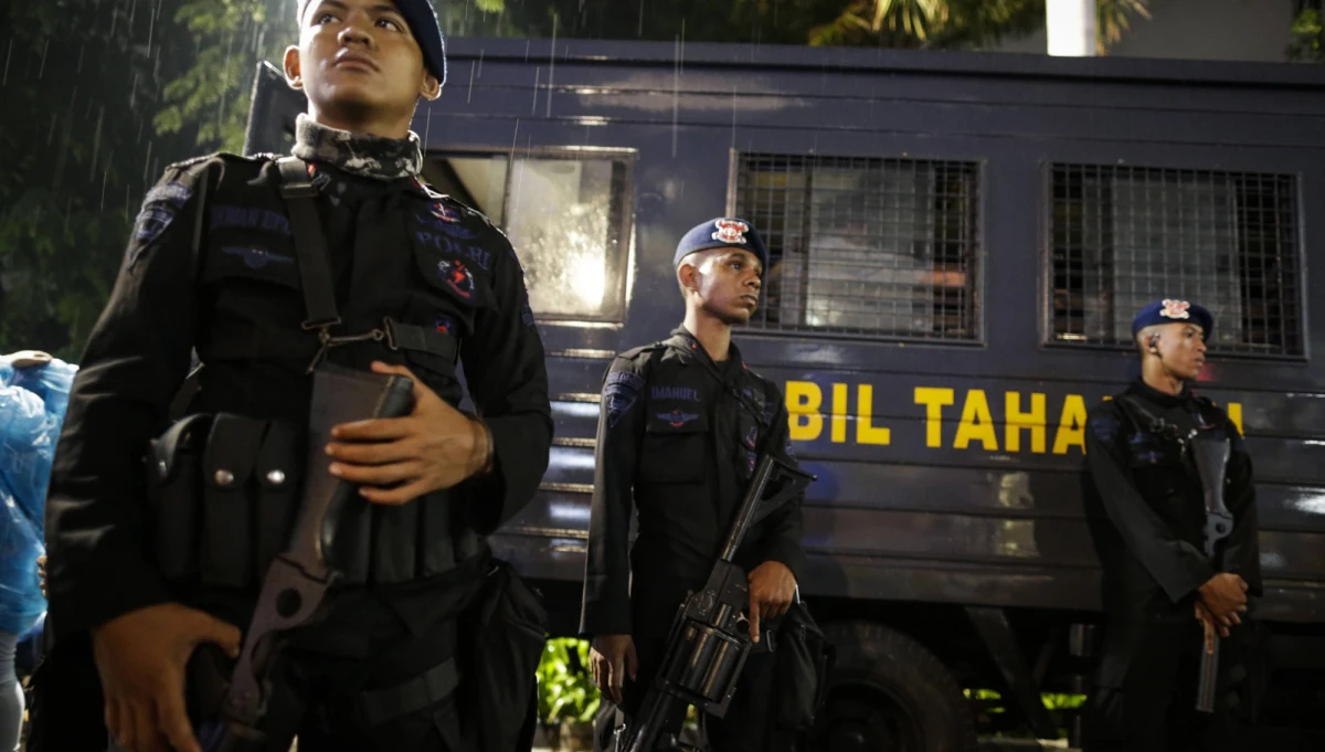 ​Brutalne zabójstwo w Dżakarcie w Indonezji. Kobieta zwabiła do swojego mieszkania młodego mężczyznę. Tam został zabity i poćwiartowany. Policja znalazła ciało ofiary w 11 częściach.