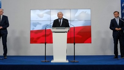 Sondaż: PiS bez koalicjantów nadal liderem. Polska 2050 wyprzedza Konfederację