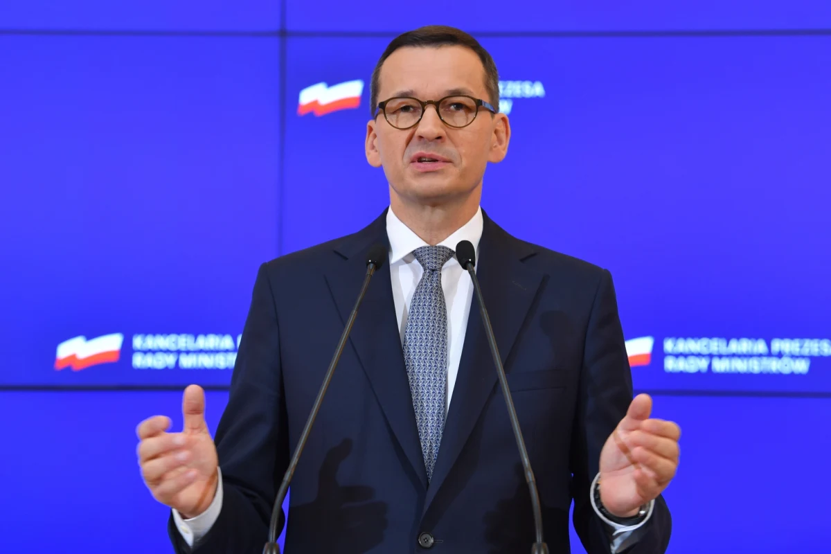 "Z estońskiego CIT-u będą mogły korzystać firmy, których obroty nie przekroczyły 100 mln zł" - przekazał premier Mateusz Morawiecki, podczas konferencji prasowej, zorganizowanej po posiedzeniu rządu. Polityk poinformował również o prognozach dotyczących spadku PKB. Morawiecki odniósł się również do nowej propozycji mechanizmu warunkowania budżetu Unii Europejskiej od praworządności, a także skomentował list otwarty ambasadorów krajów w Polsce. Pismo było wyrazem wsparcia społeczności LGBT. 