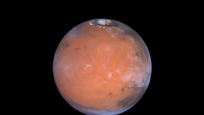 Naukowcy odkryli trzy kolejne jeziora na Marsie