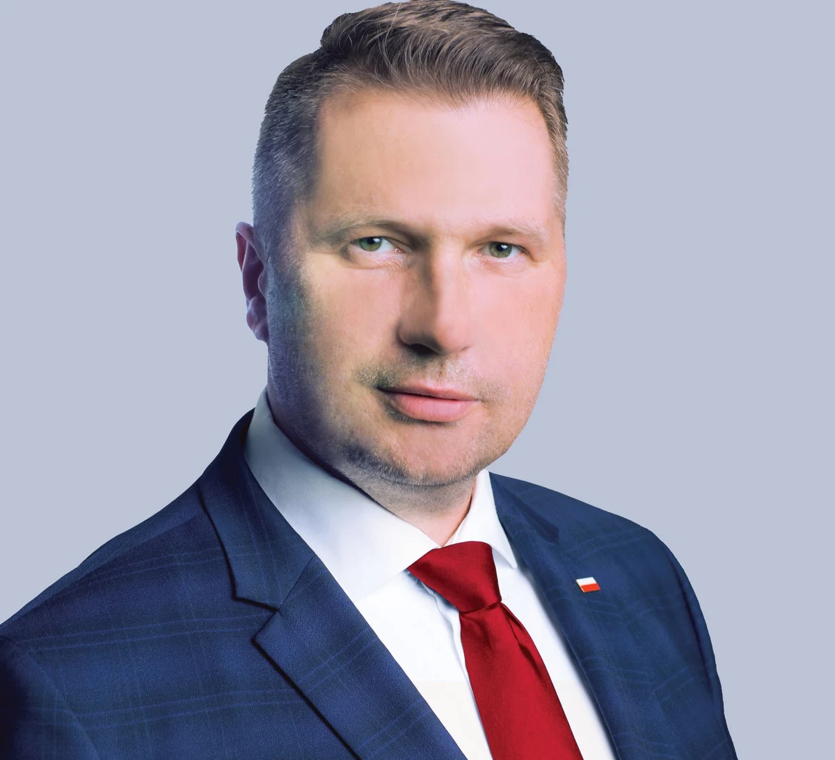"Minister edukacji i nauki działa na podstawie obowiązujących przepisów prawa. Wszelkie działania niezgodne z prawem oświatowym i prawem powszechnie obowiązującym w Polsce będą musiały spotkać się ze sprzeciwem" – zapowiedział Przemysław Czarnek, który po rekonstrukcji rządu ma stanąć na czele resortu edukacji i nauki. “Minister edukacji i nauki nie jest od atakowania i wykluczania kogokolwiek w sposób generalny. Wręcz przeciwnie. Niemniej jednak, stojąc na gruncie przepisów prawa, ma obowiązek sprzeciwu wobec postaw, które z polskim prawem nie mają nic wspólnego. M.in. takie postawy znajdujemy u niektórych przedstawicieli ideologii LGBT. Trzeba odróżnić ideologię LGBT od ludzi LGBT, ludzi o odmiennej orientacji seksualnej" – podkreślił.