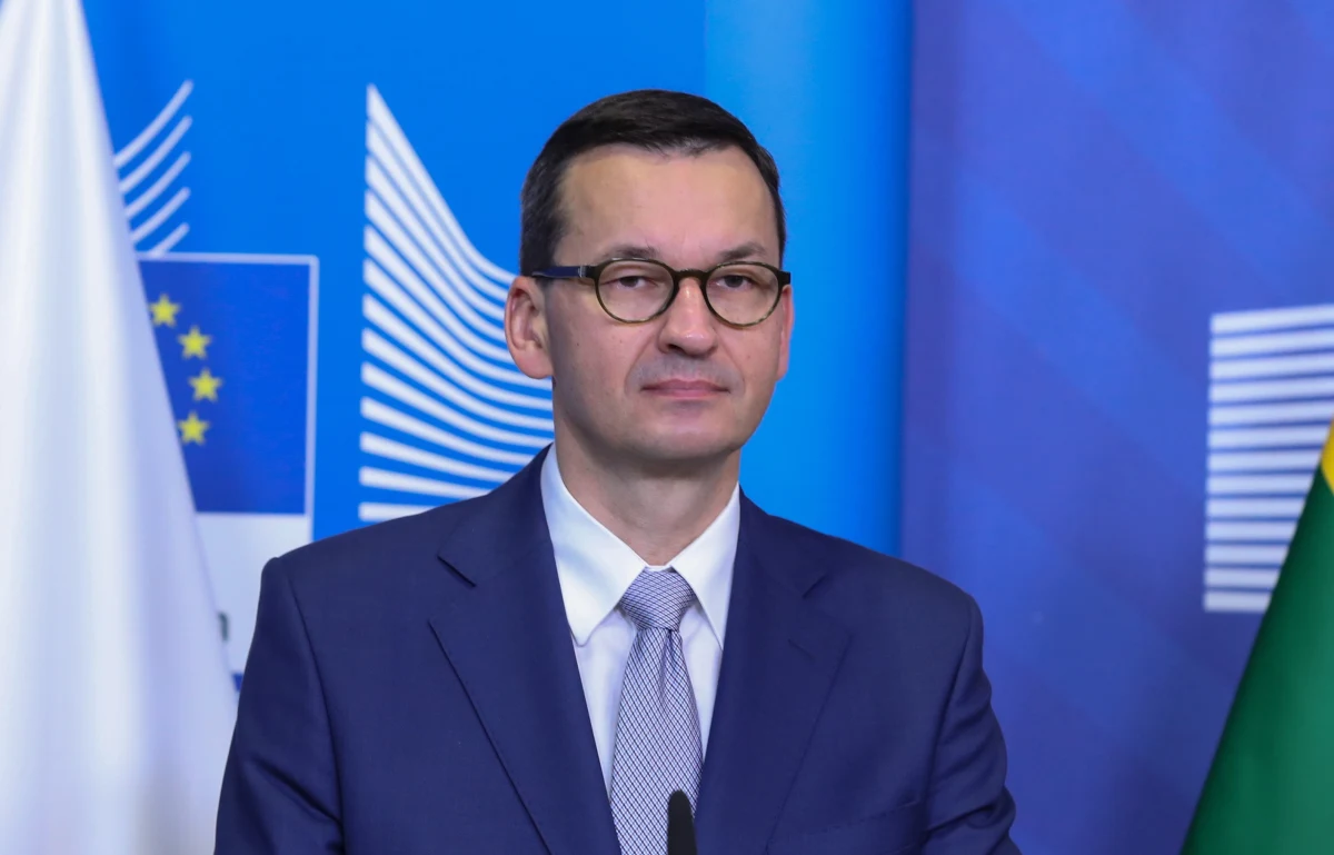 ​Rada Europejska przyjęła w czwartek po długiej debacie zaproponowany przez nas plan gospodarczy dla demokratycznej Białorusi - poinformował w piątek premier Mateusz Morawiecki przed rozpoczęciem drugiego dnia nadzwyczajnego szczytu UE w Brukseli.