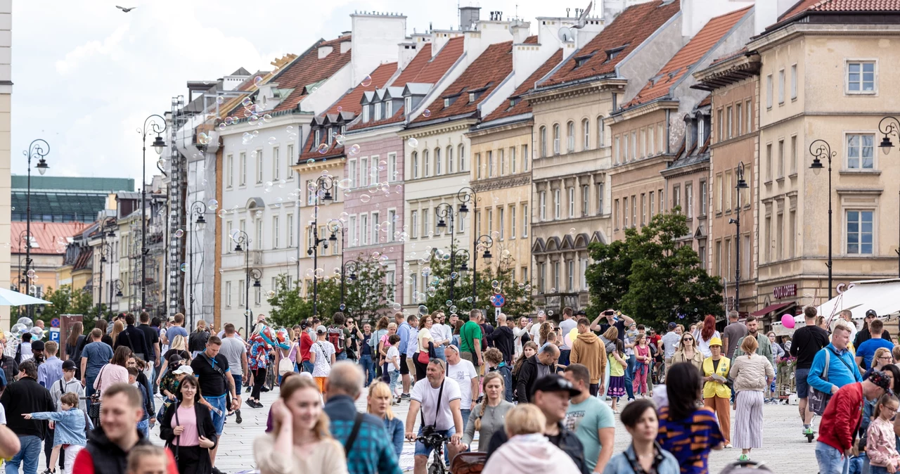 Warszawska ulica w czasie epidemii koronawirusa