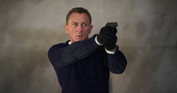 Premiera najnowszego filmu o Jamesie Bondzie "Nie czas umierać" została - kolejny już raz - przełożona: aktualna data to 2 kwietnia 2021 roku. Przypomnijmy, najnowsza produkcja ma być ostatnią z Danielem Craigiem w roli agenta 007.