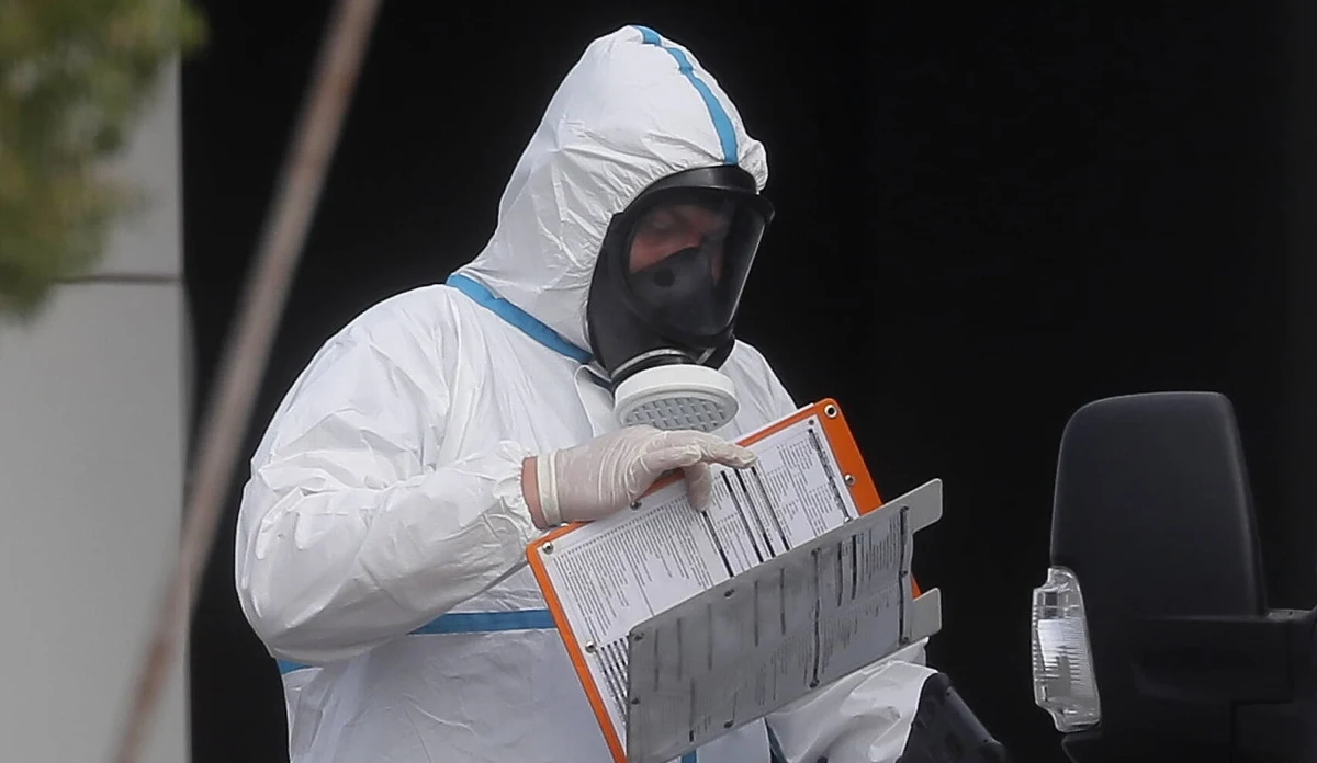 1934 nowe zakażenia koronawirusem w Polsce - poinformowało Ministerstwo Zdrowia. Resort podał także, że w ciągu ostatniej doby zmarło 26 osób. Łącznie od początku epidemii w Polsce zarejestrowano 100 074 zakażeń oraz 2 630 zgonów. 