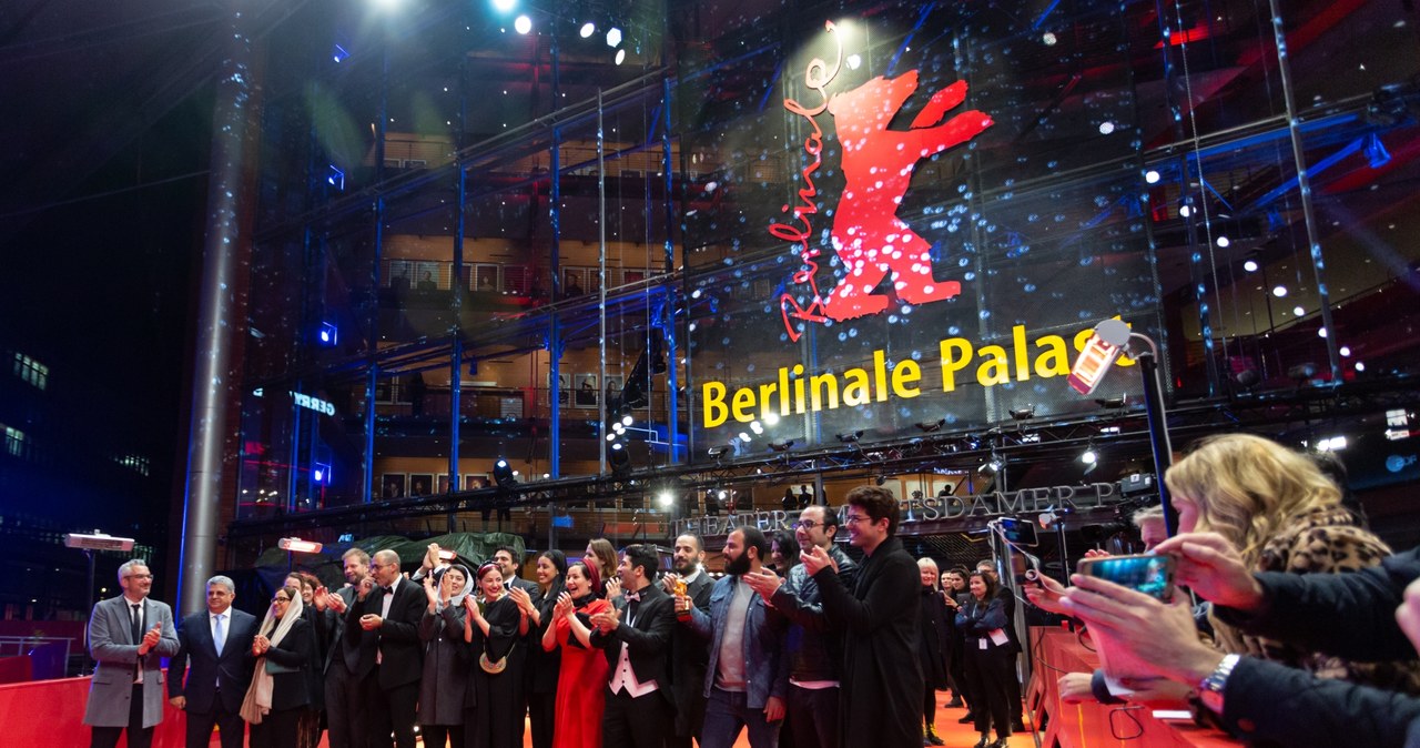 Dyrektor zarządzająca Międzynarodowego Festiwalu Filmowego w Berlinie Mariette Rissenbeek zapowiedziała we wtorek, że Berlinale 2021 odbędzie się mimo pandemii koronawirusa. "Chcemy w ten sposób wzmocnić kino" -  wyjaśniła dziennikowi „Berliner Zeitung”.
