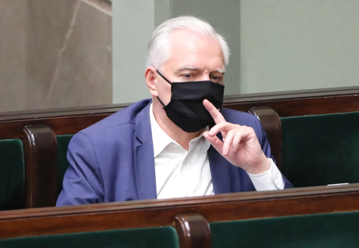 Wkrótce do branży turystycznej trafi kolejna transza pomocowa; na tyle, na ile pozwolą możliwości polskiego budżetu, pomoc będzie skierowana także do branży gastronomicznej - zapowiedział w czwartek wicepremier, minister rozwoju, pracy i technologii Jarosław Gowin.