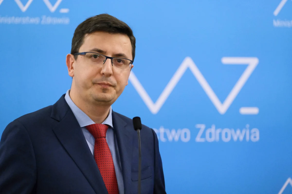 „Sytuacja jest poważna, ponieważ liczba diagnozowanych przypadków jest wyższa, niż zakładały wszelkie modele” – przyznaje na antenie RMF FM prof. Grzegorz Juszczyk. Jak tłumaczy gość Krzysztofa Ziemca, liczba potwierdzonych przypadków zakażeń wzrasta, ponieważ na testy kierowane są w większości osoby z objawami już wstępnie zweryfikowanymi przez lekarzy pierwszego kontaktu. I jak dodaje - "Tak wysoki wzrost zakażeń, to sygnał ostrzegawczy".
