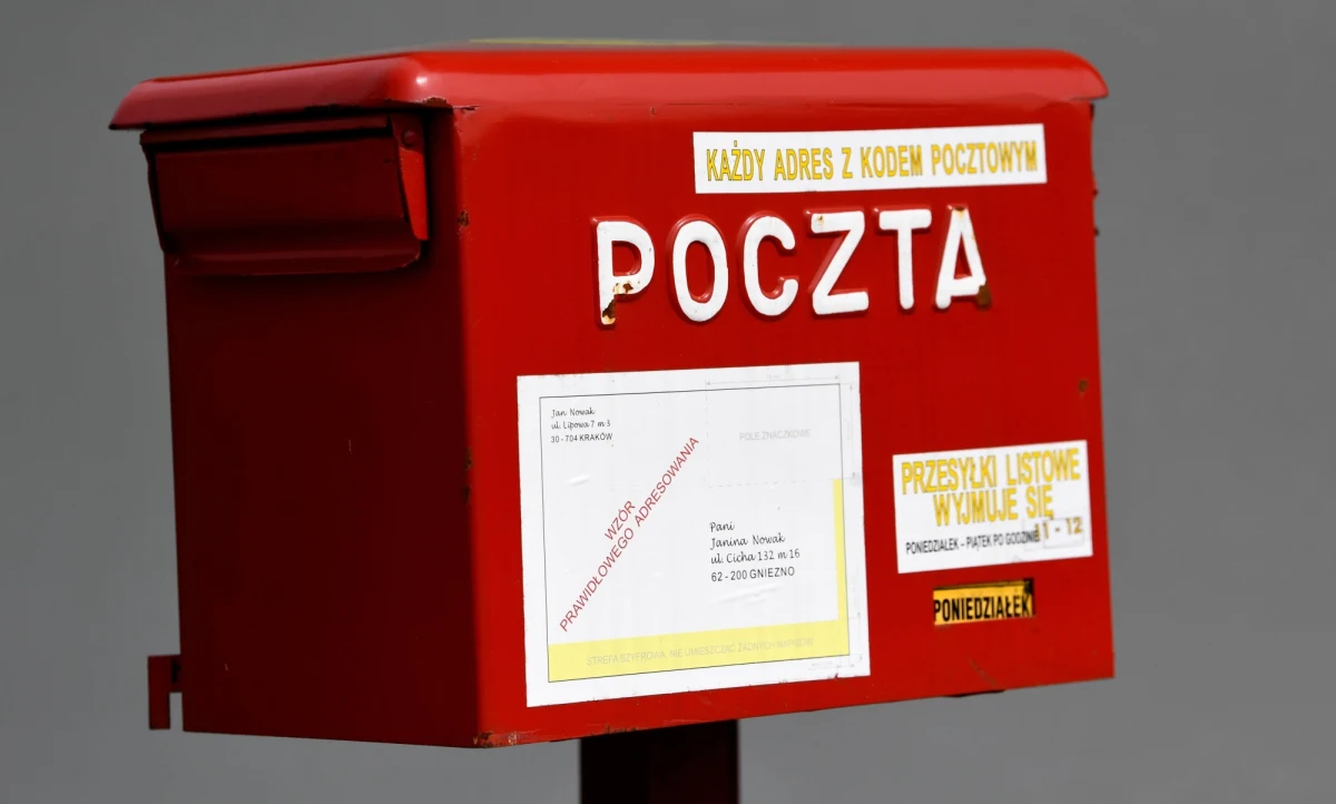 Ministerstwo Aktywów Państwowych przejmuje od resortu infrastruktury komórki organizacyjne oraz pracowników obsługujących dział łączność - wynika z opublikowanych w sobotę rozporządzeń Rady Ministrów. Zgodnie z ustawą o działach, dział łączność obejmuje sprawy poczty.