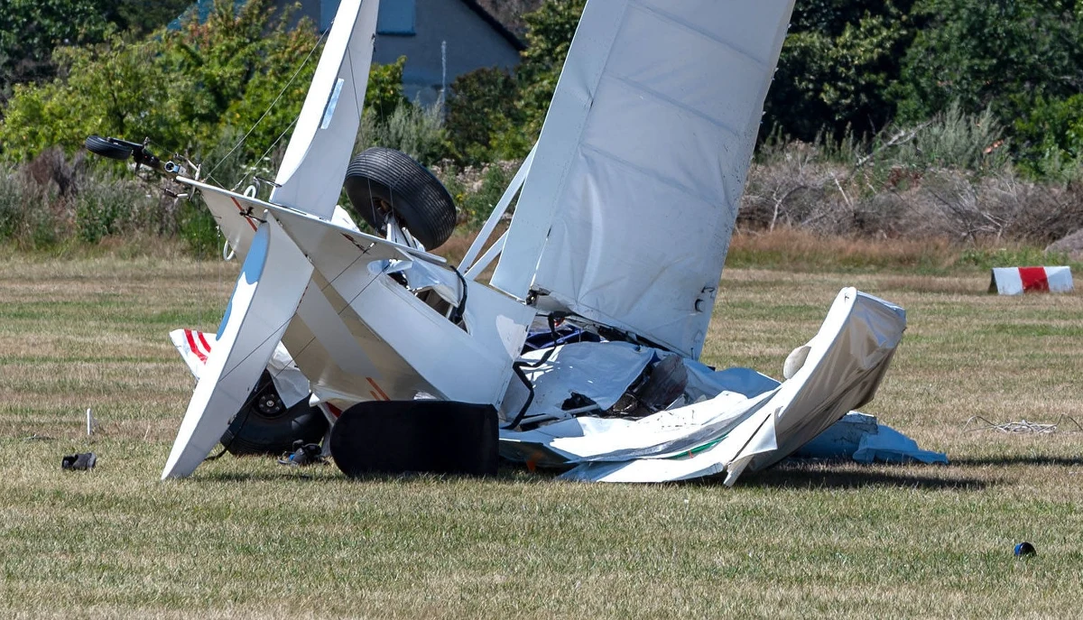 Pięć osób zginęło w sobotnim zderzeniu dwóch małych samolotów we Francji, niedaleko Tours - poinformowały lokalne władze.