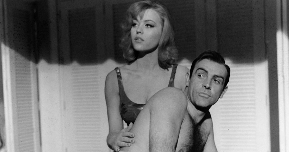 W wieku 76 lat zmarła Margaret Nolan, artystka, którą można było zobaczyć w sekwencji otwierającej film "Goldfinger" z filmowej serii o przygodach Jamesa Bonda. Pojawiła się tam w złotym bikini i z ciałem wymalowanym od stóp do głów złotą farbą. Informację o śmierci gwiazdy potwierdził jej syn Oscar Deeks.