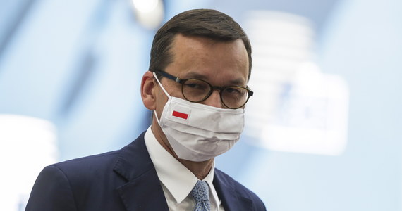 "Wynik testu premiera Mateusza Morawieckiego w zakresie koronawirusa jest ujemny. Nie wykryto zachorowania" - poinformował na Twitterze Piotr Müller, rzecznik prasowy rządu. 