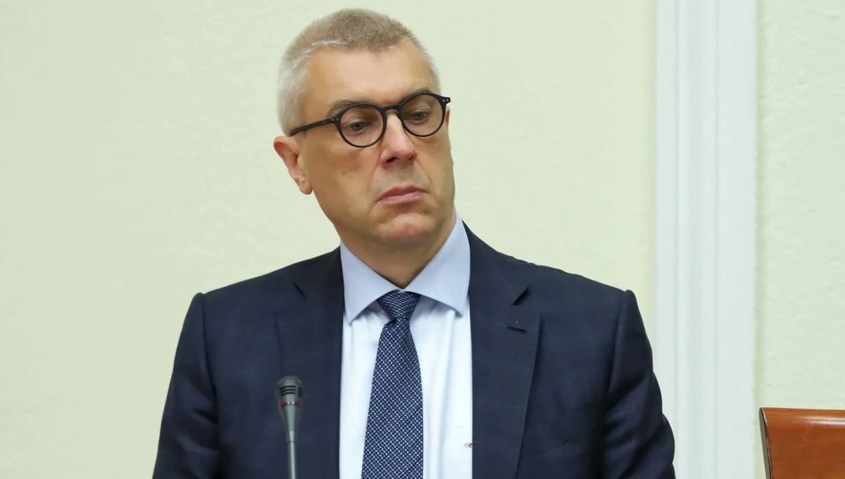 Zatrzymani na polecenie Prokuratury Regionalnej w Poznaniu biznesmen Ryszard K., adwokat Roman Giertych i inne osoby usłyszały zarzuty dot. przywłaszczenia i wyprowadzenia w latach 2010-2014 ze spółki deweloperskiej kwoty ok. 92 mln zł - poinformowali prokuratorzy. 