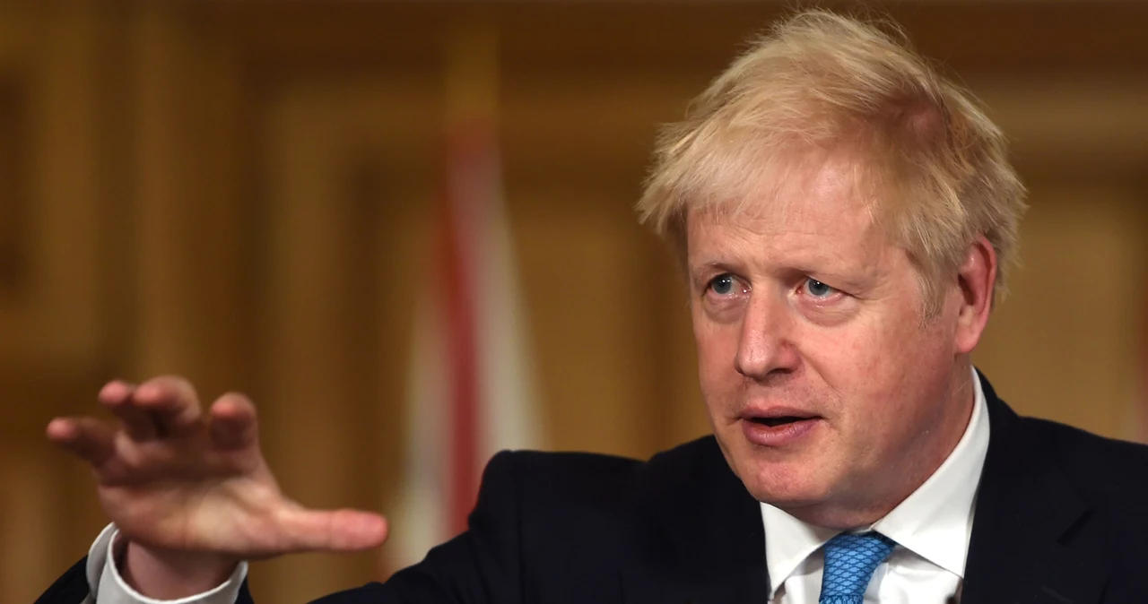 Boris Johnson na wirtualnej konferencji w piątek 16 października na Downing Street 