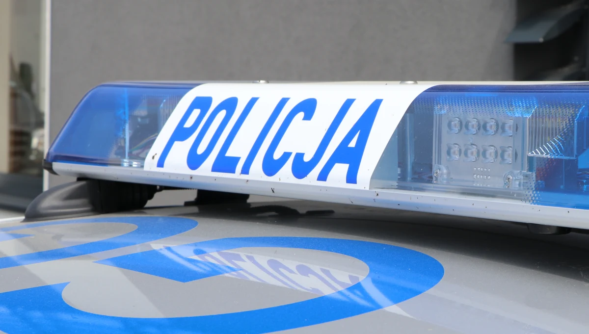 W śledztwie dotyczącym nieprawidłowości w Wydziale do walki z Przestępczością Samochodową Komendy Stołecznej Policji zarzuty usłyszało sześciu funkcjonariuszy, czterech z nich zostało aresztowanych - dowiedziała się PAP w gliwickiej prokuraturze.