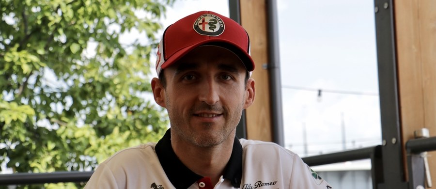 Robert Kubica (BMW M4 DTM) z powodu awarii silnika nie ukończył wyścigu serii DTM na belgijskim torze Zolder. Zwyciężył po raz trzeci z rzędu broniący tytułu Niemiec Rene Rast (Audi RS 5 DTM), To on objął prowadzenie w klasyfikacji generalnej cyklu.