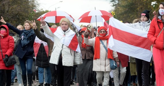 39 osób zostało zatrzymanych w sobotę podczas akcji protestacyjnych w stolicy Białorusi - poinformowało centrum praw człowieka Wiasna. Tego dnia w Mińsku odbywają się marsze studentów i kobiet. Wśród zatrzymanych są dziennikarze.