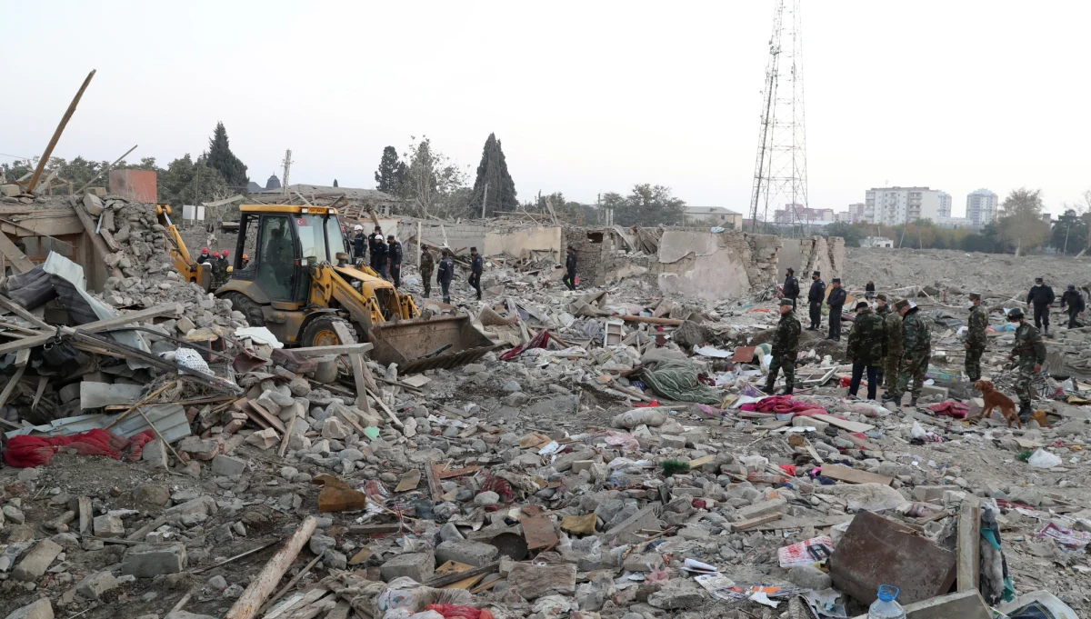 Przedstawiciele Armenii i Azerbejdżanu poinformowali, że porozumieli się w sprawie "humanitarnego rozejmu", który ma wejść w życie o północy. 