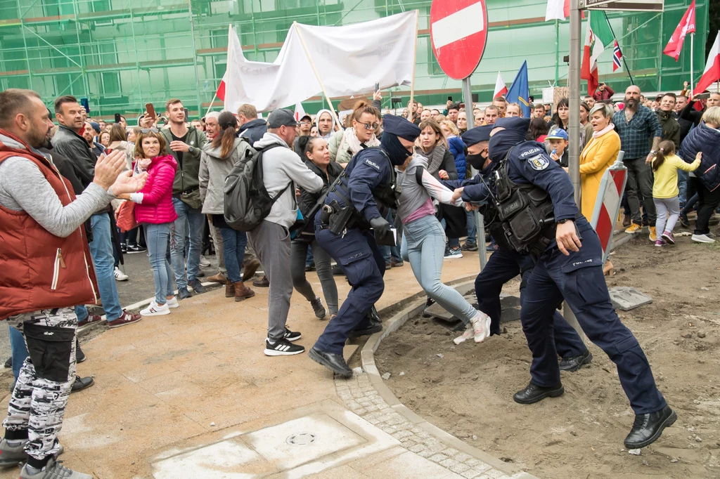 Gdańsk: Antycovidowy "Marsz o Wolność"