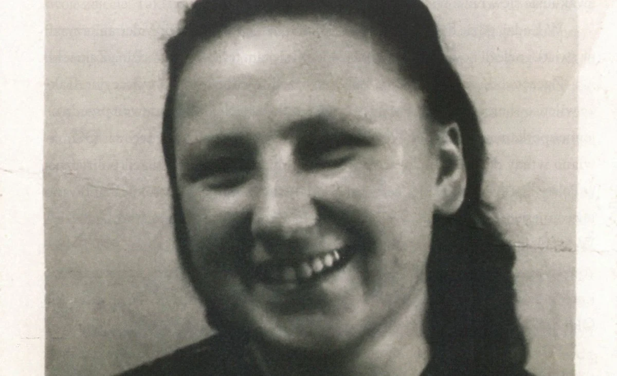 Nieznaną dotąd fotografię Danuty Siedzikówny "Inki" opublikował Instytut Pamięci Narodowej. Jak zauważa historyk dr hab. Piotr Niwiński, który odnalazł zdjęcie z lipca 1946 roku, sanitariuszka 5. Wileńskiej Brygady AK "znajduje się na nim w sukience, w której najprawdopodobniej została aresztowana i zapewne rozstrzelana. W ciemnej sukience w kwiaty".