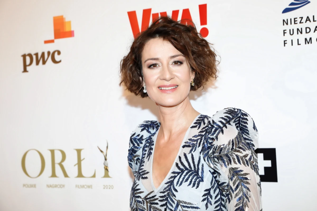 Maja Ostaszewska ma koronawirusa. Aktorka opisała, jak dotkliwie przechodzi Covid-19. Artystka zaapelowała też o odpowiedzialne zachowanie w trakcie pandemii. „Dziś to nie jest kwestia tego w co wierzymy, dziś to kwestia empatii” – pisze w obszernym wpisie na Instagramie.