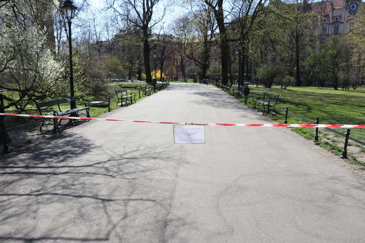 Większość uczestników najnowszego sondażu United Surveys, wykonanego na zlecenie RMF FM i "Dziennika Gazety Prawnej", bardzo stanowczo sprzeciwia się zamrożeniu aktywności społecznej i gospodarczej, jakie pamiętamy z wiosny. 