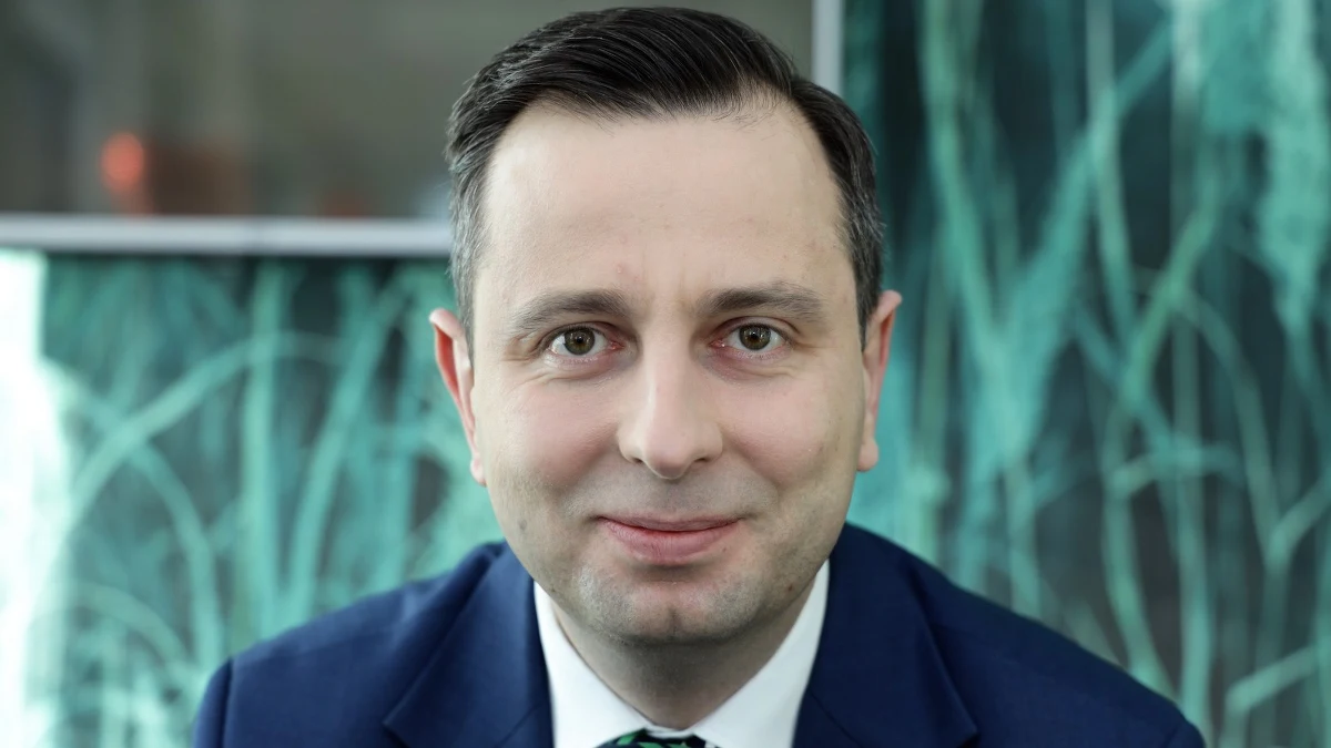 Prezes PSL Władysław Kosiniak-Kamysz apeluje do premiera Mateusza Morawieckiego o niepublikowanie wyroku Trybunału Konstytucyjnego dotyczącego aborcji. W czwartek Trybunał zakazał usuwania ciąży w przypadku trwałego uszkodzenia lub nieuleczalnej choroby płodu. Ta decyzja wywołała w Polsce masowe protesty. 