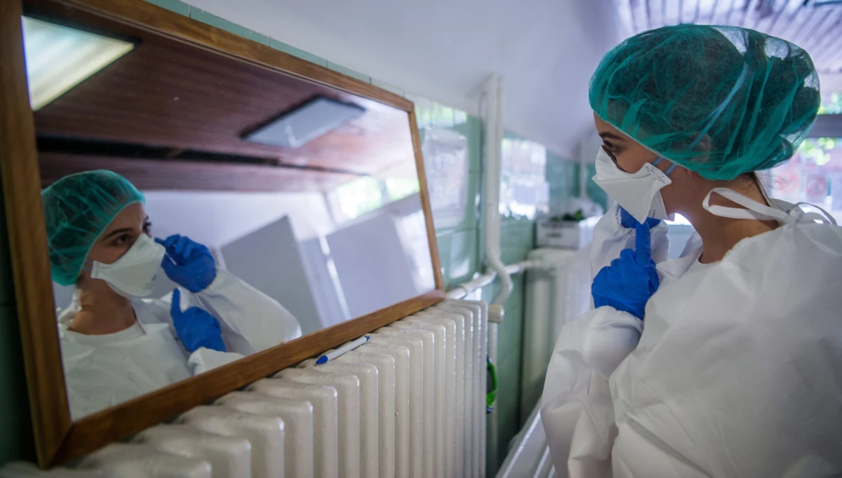 ​W ciągu ostatniej doby na Węgrzech zdiagnozowano 3149 nowych przypadków Covid-19 - podały władze. To pierwszy raz, kiedy liczba nowych infekcji przekroczyła 3 tys. Zmarło 35 zakażonych osób.