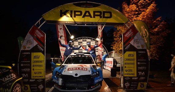 Kacper Wróblewski i Jakub Wróbel ukończyli 2. Kipard Rally na trzecim miejscu. Dla Kacpra i Kuby był to trzeci w tym roku start w MRF Tarmac Masters — rajdowym cyklu na Dolnym Śląsku. W inauguracyjnej rundzie załoga ORLEN Team była najszybsza. Trzecie zawody w kalendarzu Wróblewski i Wróbel ukończyli na drugim miejscu, a na zakończenie sezonu dorzucili do tego trzecią lokatę. Oznacza to, że załoga ORLEN Team zdobyła w całym sezonie najwięcej punktów w swojej klasie PRO.