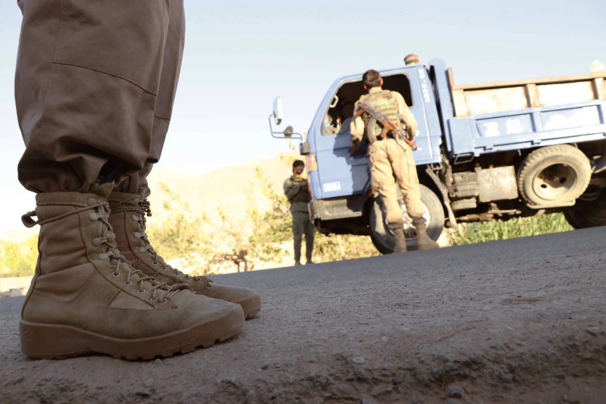 ​Zatrzymany w kwietniu w Polsce, na wniosek Agencji Bezpieczeństwa Wewnętrznego, Libańczyk podejrzewany o wspieranie Państwa Islamskiego został deportowany do Libanu - poinformował PAP rzecznik prasowy ministra koordynatora służb specjalnych Stanisław Żaryn.